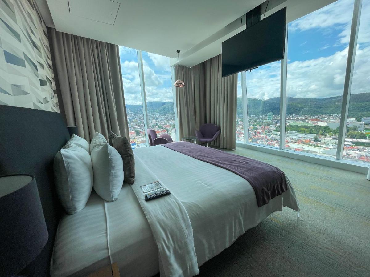 Hotel Belo Grand มอเรเลีย ภายนอก รูปภาพ